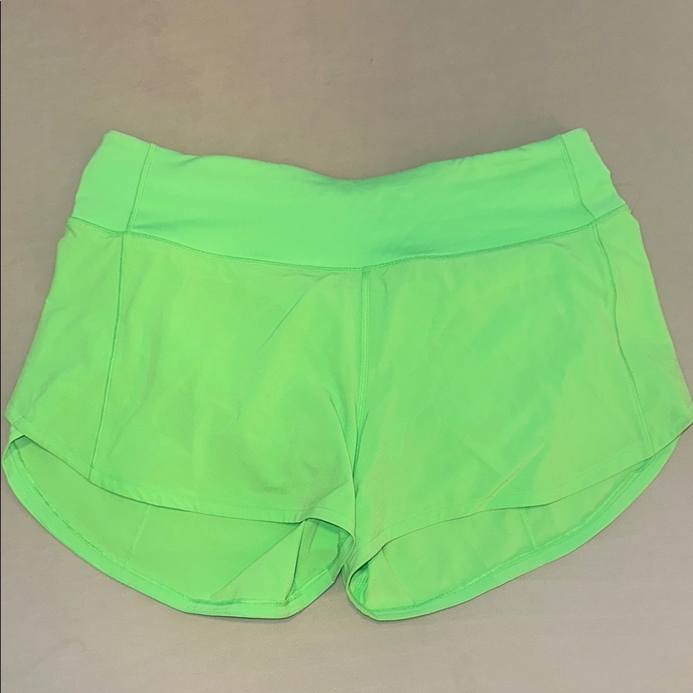 Speed Up Mid-Rise Lined Short 4" size 8